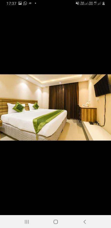 Aval International Hotell Gurgaon Exteriör bild