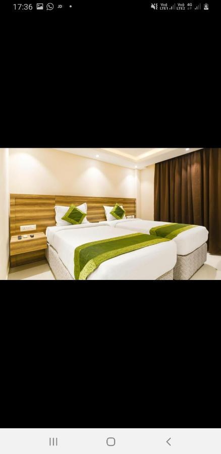 Aval International Hotell Gurgaon Exteriör bild